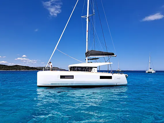 Lagoon 40