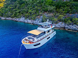 Motoryacht - Kaan Bey - External image