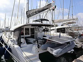 Lagoon 40 (4 cab.) - External image