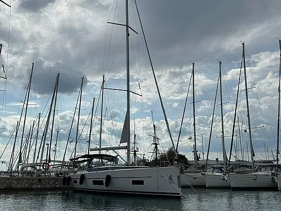 Bavaria C45 Holiday (5 cab.)