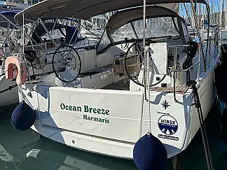 Sun Odyssey 380 - External image