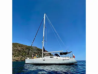 Sun Odyssey 49DS - External image