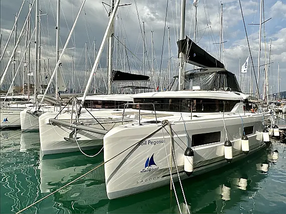 Lagoon 46 