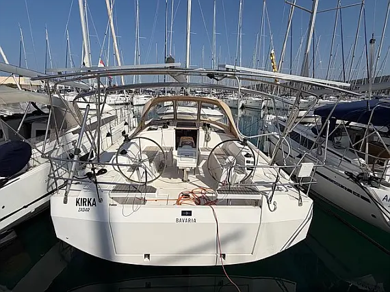 Bavaria C 42