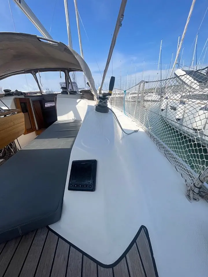 Bavaria Cruiser 33 - 