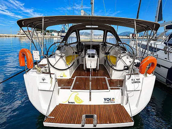 Sun Odyssey 469