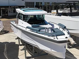 Axopar 29 XC Cross Cabin - External image