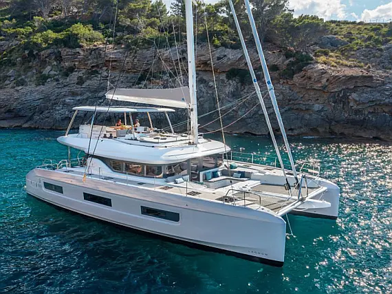 Lagoon 60