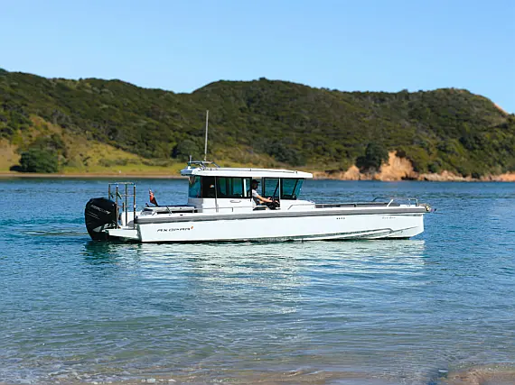 Axopar 28