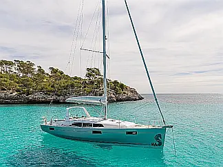 Oceanis 41.1 - External image