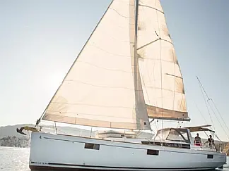 Oceanis 48 - External image