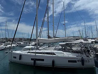 Oceanis 40.1 - External image