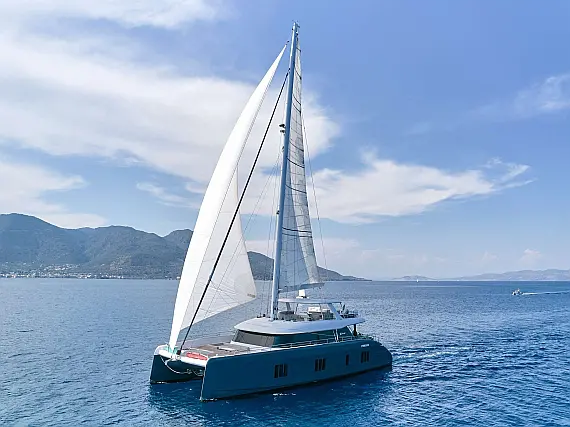 Sunreef 80 (5 cab)