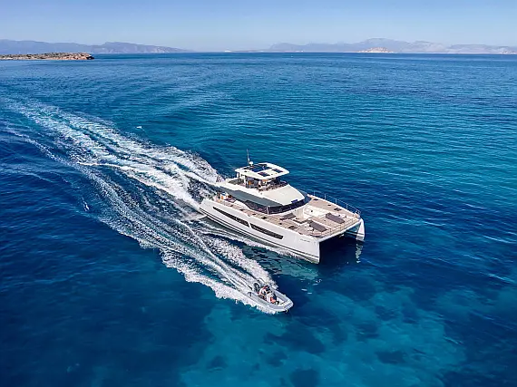 Fountaine Pajot Power Alegria 67 (5 cab)