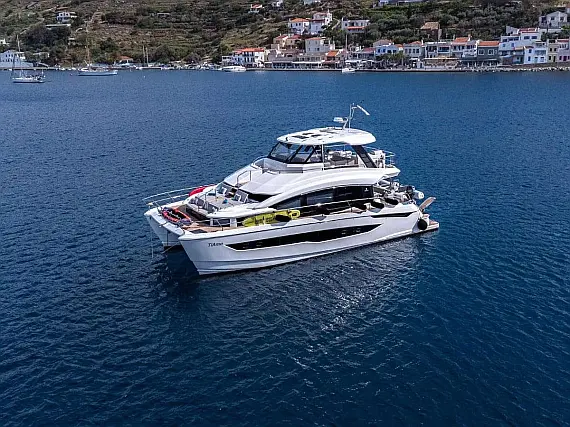 Aquila 54 Yacht