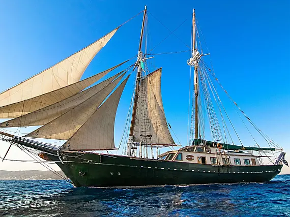 Motor sailor