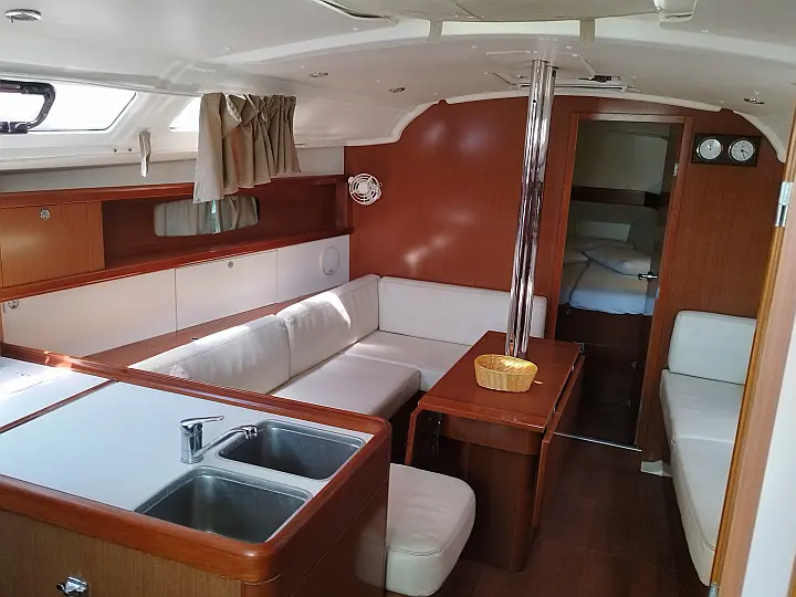 Oceanis 37 - 