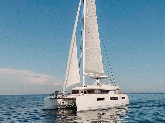 Lagoon 46 Iconic