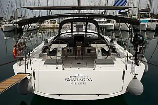 Bavaria C46 - External image