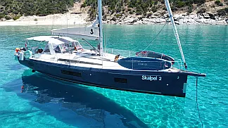 Oceanis 51.1 - External image