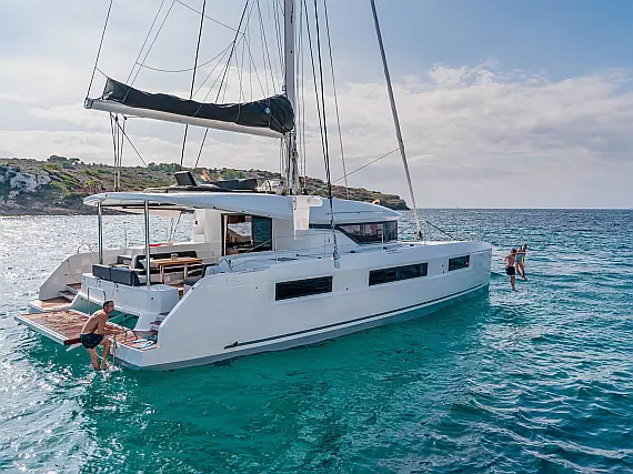 Lagoon 50