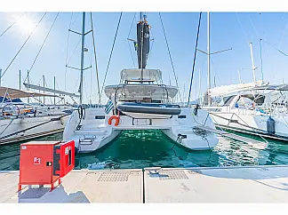 Lagoon 46  - External image