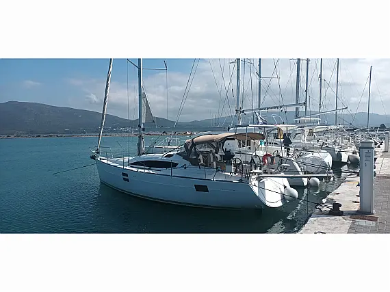 Elan 40 Impression - External image