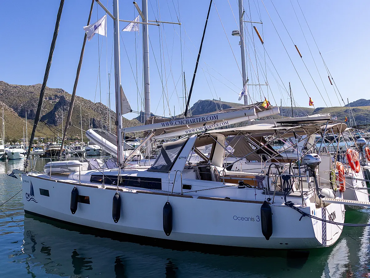 Oceanis 38,  in Mallorca