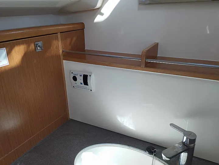 Bavaria Cruiser 37 - 