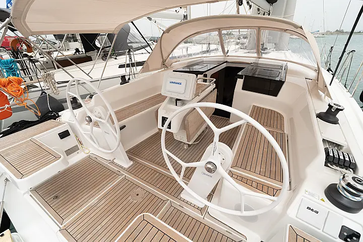 Hanse 418 - 
