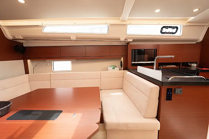 Hanse 418 - 