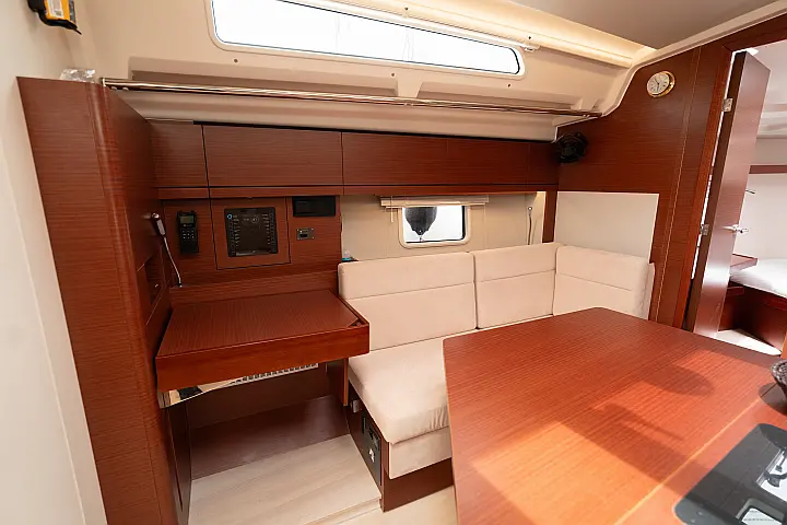 Hanse 418 - 