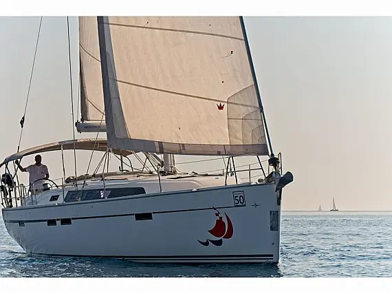 Bavaria 46 CN - Immagine esterna