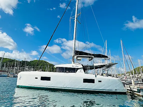 Lagoon 42