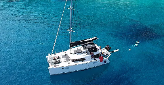 Lagoon 450 Fly