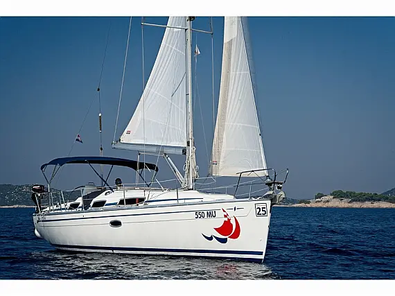 Bavaria 35 C - External image