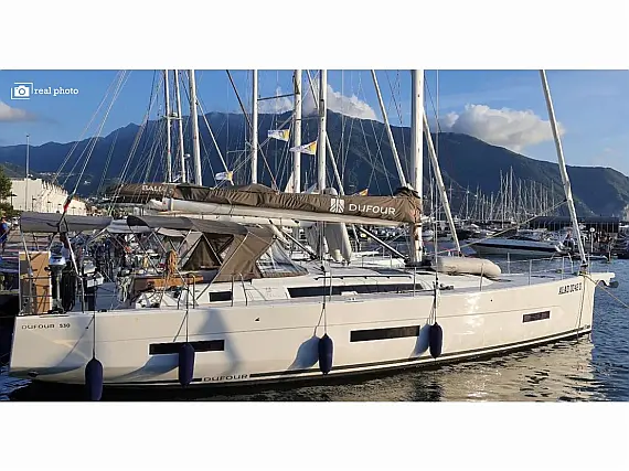 Dufour 530