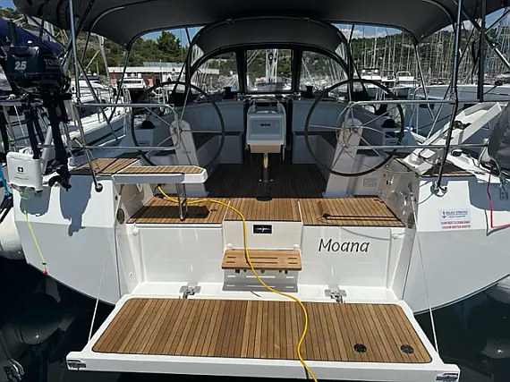 Bavaria C42
