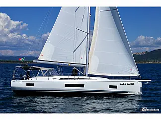 Oceanis 46.1 - External image