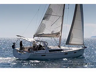 Oceanis 45 - External image
