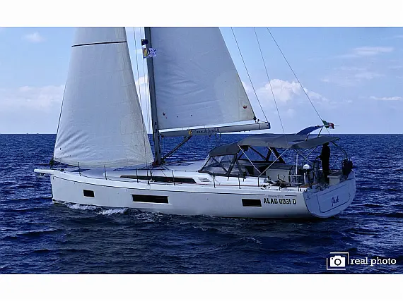 Oceanis 51.1