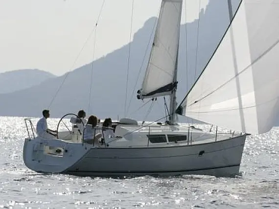 Sun Odyssey 32i - Immagine esterna