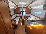 Sun Odyssey 349 - Internal image