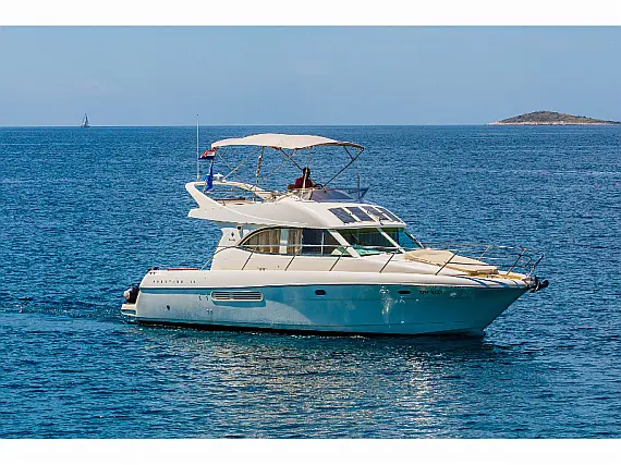 Jeanneau Prestige 36 Fly - Immagine esterna